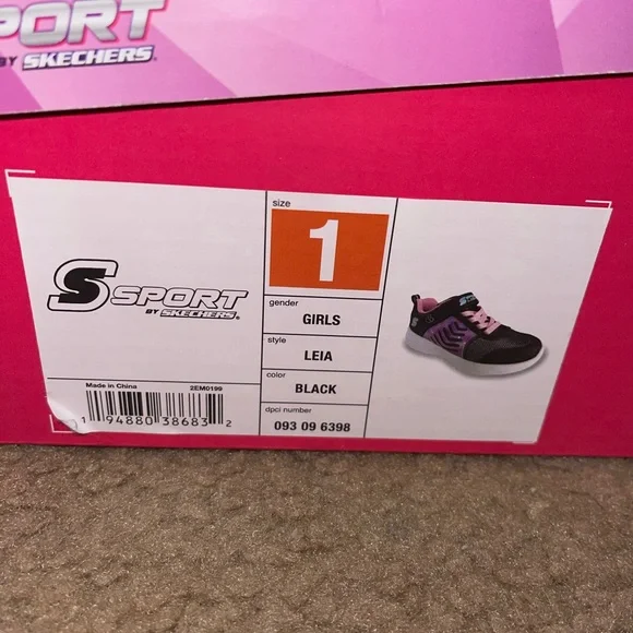 🎆 Sketcher’s light up sneakers 🎇 - Picture 10 of 10